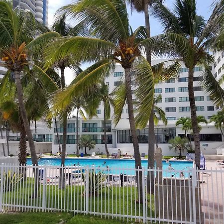 Ocean Front Resort Studio Miami Beach Exterior foto