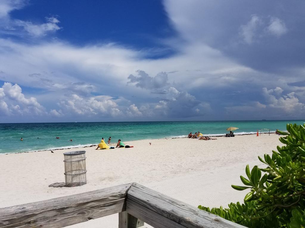 Ocean Front Resort Studio Miami Beach Exterior foto